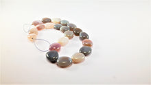 Load image into Gallery viewer, Chic Grey-Blue and Creme Agate Necklace