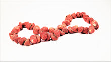 Load image into Gallery viewer, Red Shell Necklace