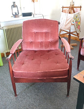 Load image into Gallery viewer, Lounge Chair by Kerstin Hörlin-Holmqvist in dusty pink by ahoyart Skrindan Series
