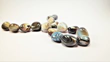 Load image into Gallery viewer, Amazing African Blue &amp; Grey Agate Neckpiece
