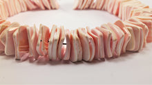 Load image into Gallery viewer, Conch Shell Square Pattern Shell Necklace - ARGONAUTS Collection
