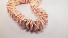 Load image into Gallery viewer, Conch Shell Square Pattern Shell Necklace - ARGONAUTS Collection
