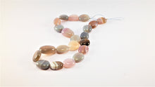 Load image into Gallery viewer, Tasteful Grey-Blue and Creme Agate Necklace
