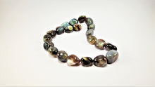 Load image into Gallery viewer, Eye-Catching African Layer Agate Necklace
