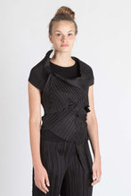 Load image into Gallery viewer, Zig Zag Pleated Multifunctional Scarf with Armholes to be used optional
